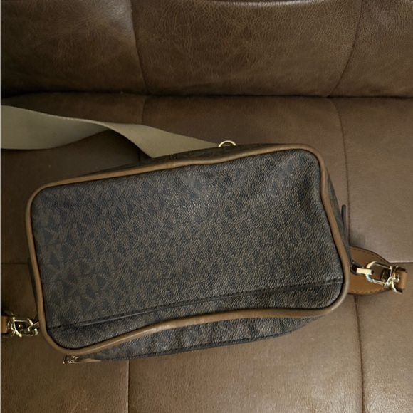 Michael Kors Brown and Tan Crossbody Bag - Picture 4 of 4